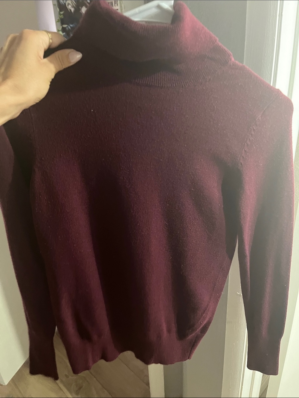 Ann Taylor XS Turtleneck Sweater - Burgundy